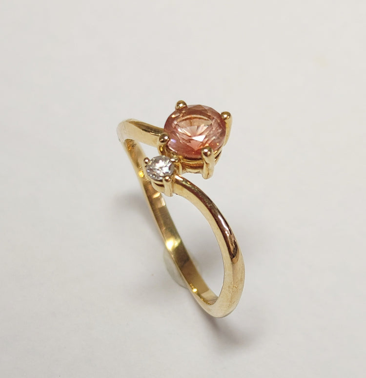 Solid Gold "Dream Weaver" Ring-Oregon Sunstone with diamond accent