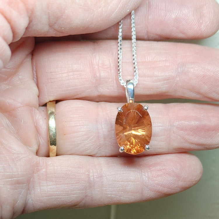 Oregon Sunstone Statement Oval Pendant – Sterling Silver