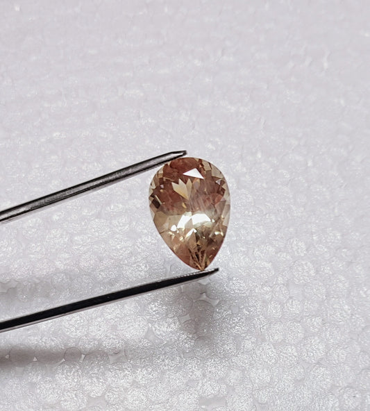 Gemstone Oregon Sunstone Gem Peach Champagne Pear Shape 18 x 13mm 10 9 carats