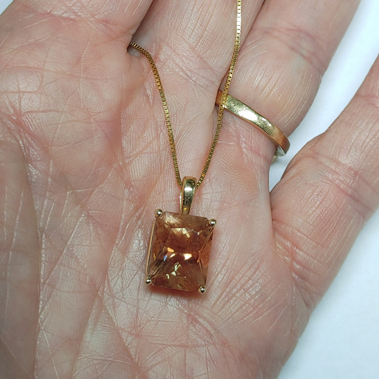 Emerald Cut Peach Oregon Sunstone Pendant 5.25ct | 10K Gold