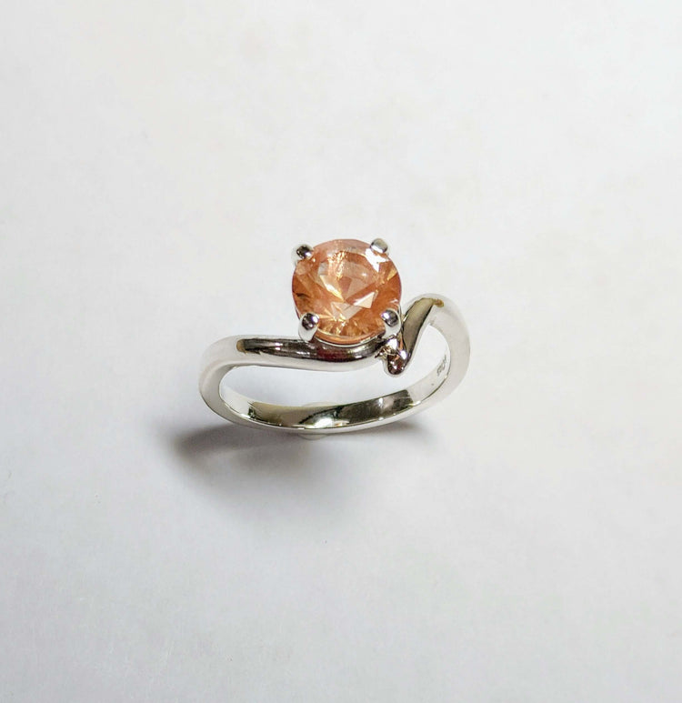 Graceful Oregon Sunstone Solitaire Ring