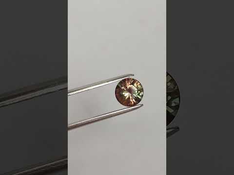 Oregon Sunstone of BiColor Green oand Peach color