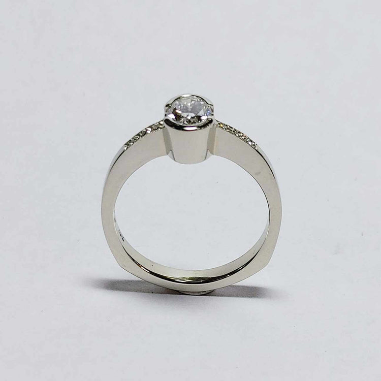 Oval Diamond Ring