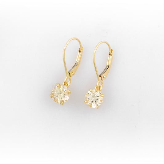 Yellow gold dangle earrings champagne