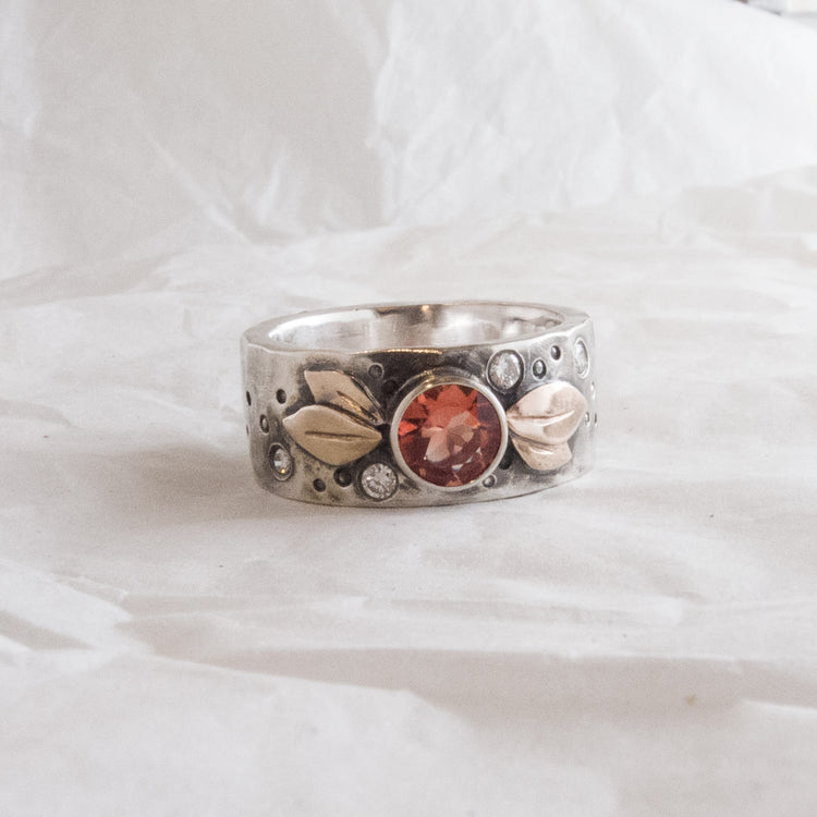 9mm-Sunstone Botanical Leaf Diamond Ring peach