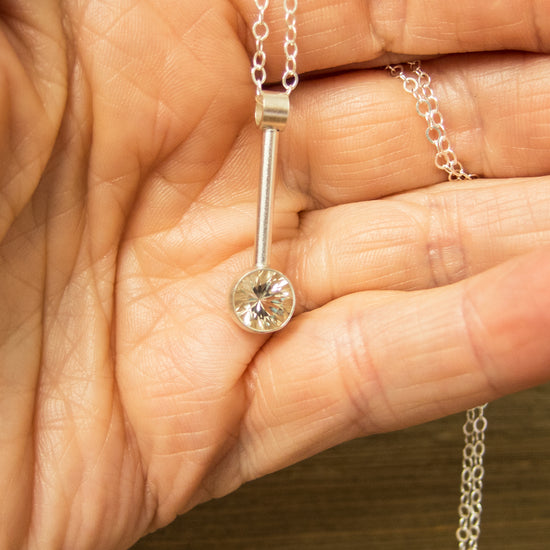 silver modern bar necklace champagne