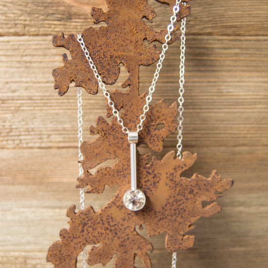 silver modern bar necklace champagne