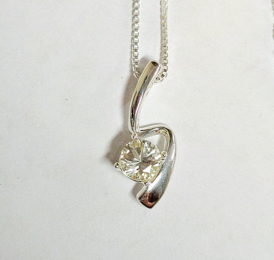 tranquility pendant white champagne