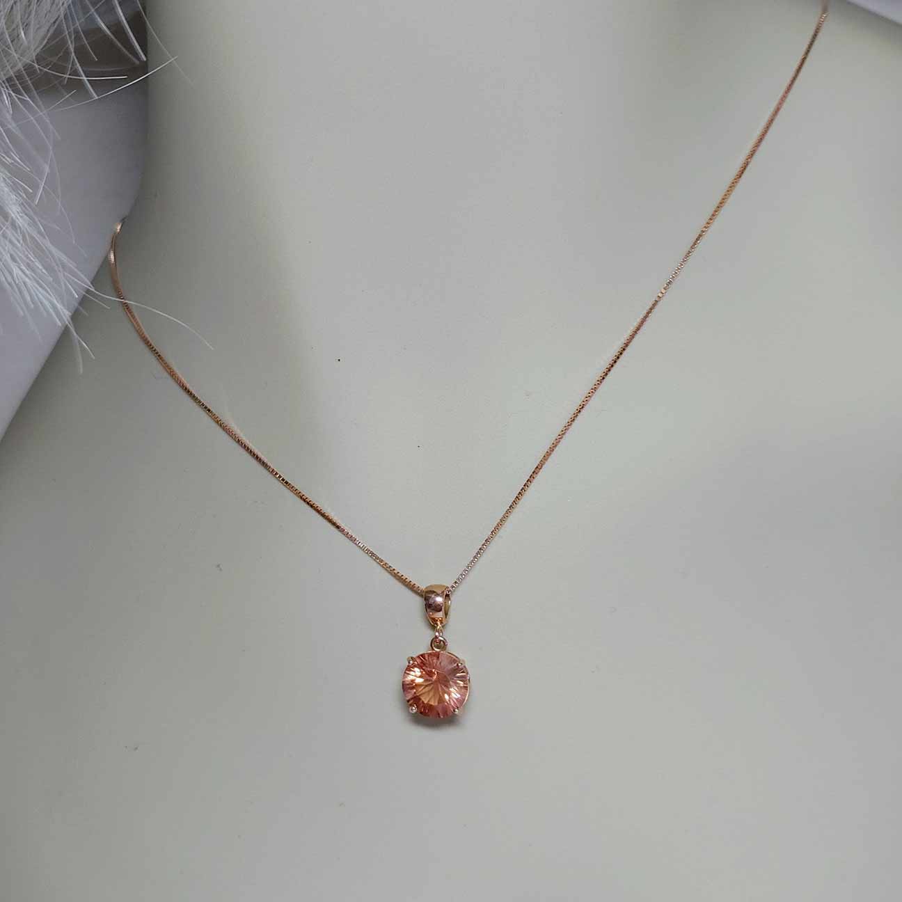 Brilliant Oregon Sunstone Necklace set in 14K Rose Gold
