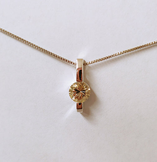 Radiant Bar Pendant with Champagne Oregon Sunstone
