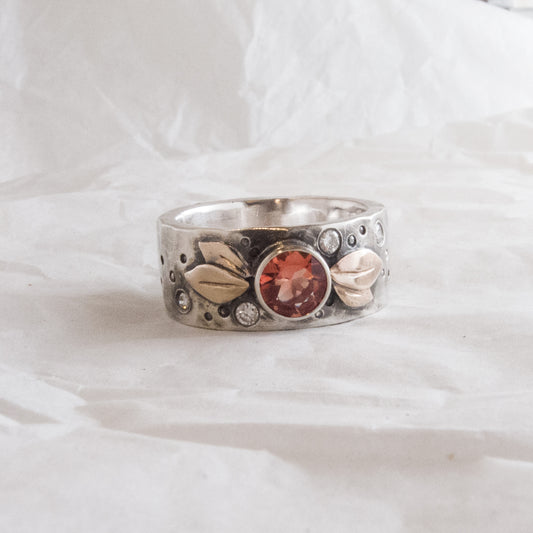 9mm-Sunstone Botanical Leaf Diamond Ring peach