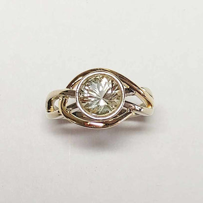 Two tone champagne ring
