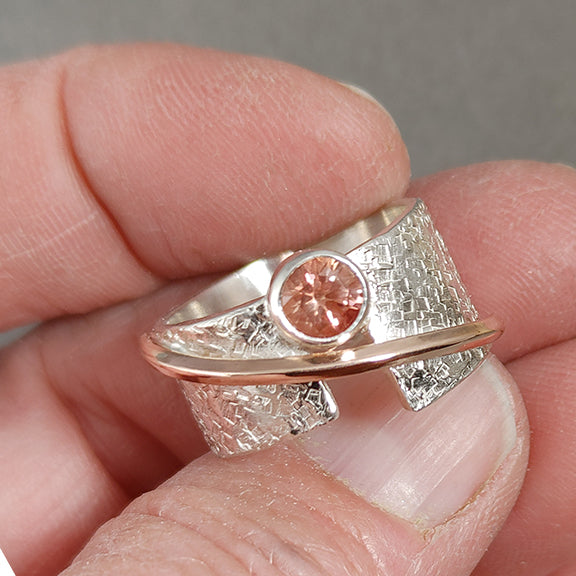 "Alya Star" Oregon Sunstone Ring