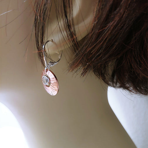 Radiant Copper Earring with Champagne Oregon Sunstone